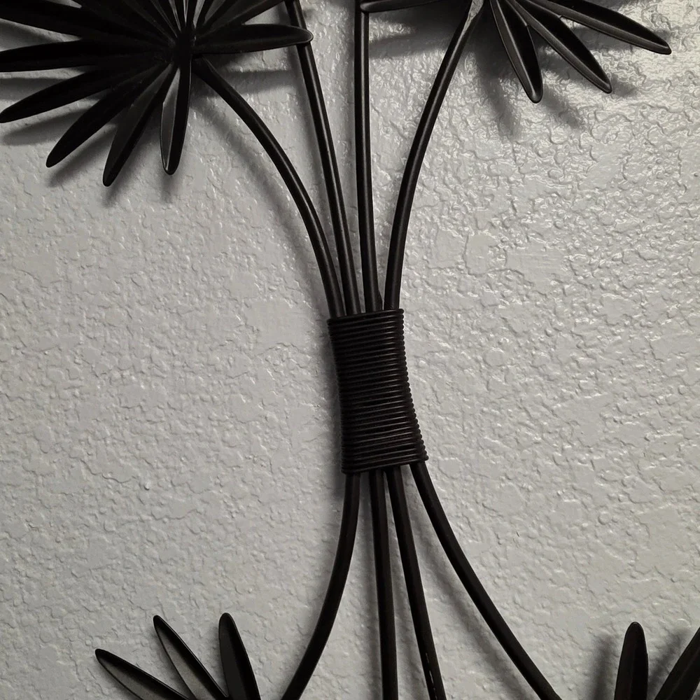 Black Metal Palm Leaf Wall Art Tropical Fan Frond Vertical Sculpture 34